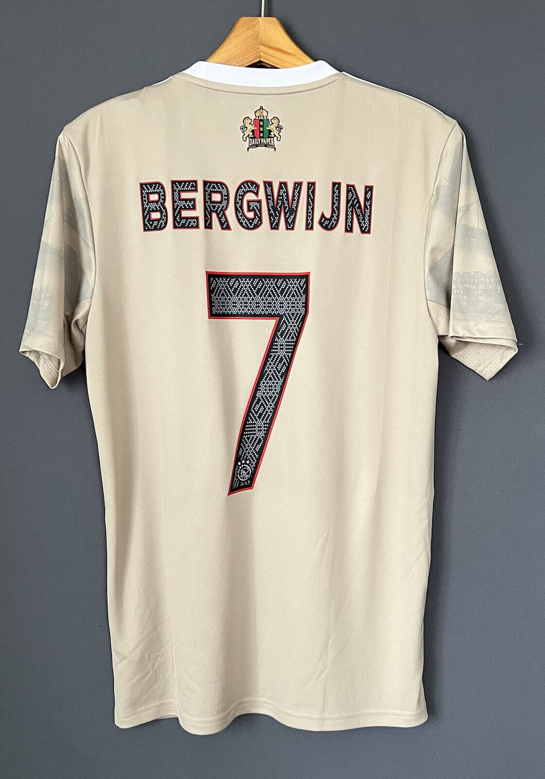Bergwijn Ajax Amsterdam Jersey 22/23 Third Small Mens Soccer Shirt HG1393 Adidas