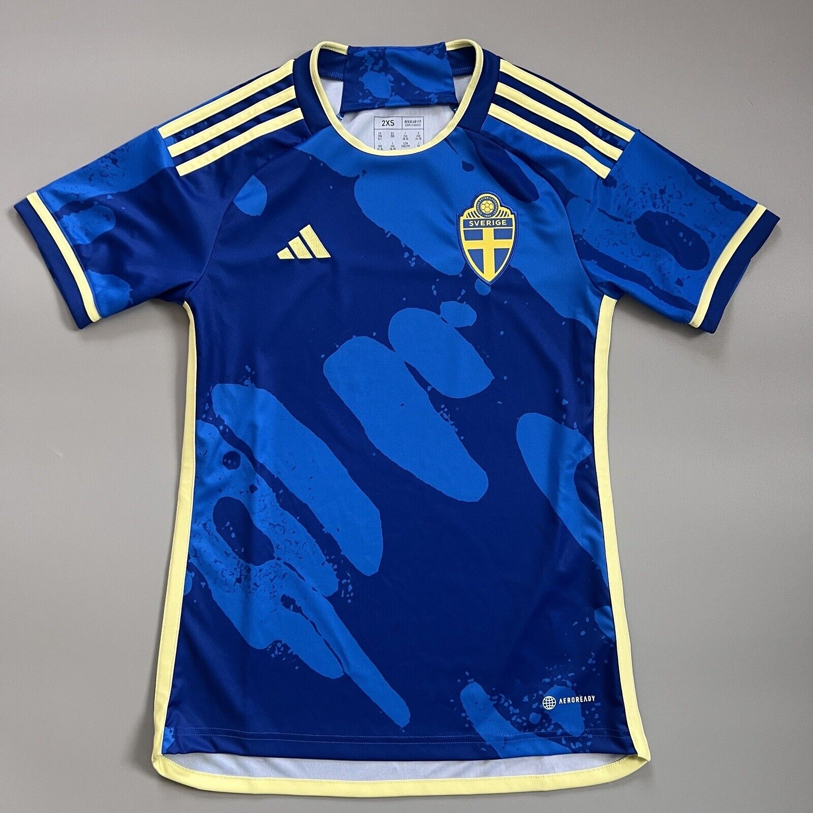 Sweden Jersey Team 2023 Away Womens Soccer Football Shirt HT7142 Adidas Size 2XS
