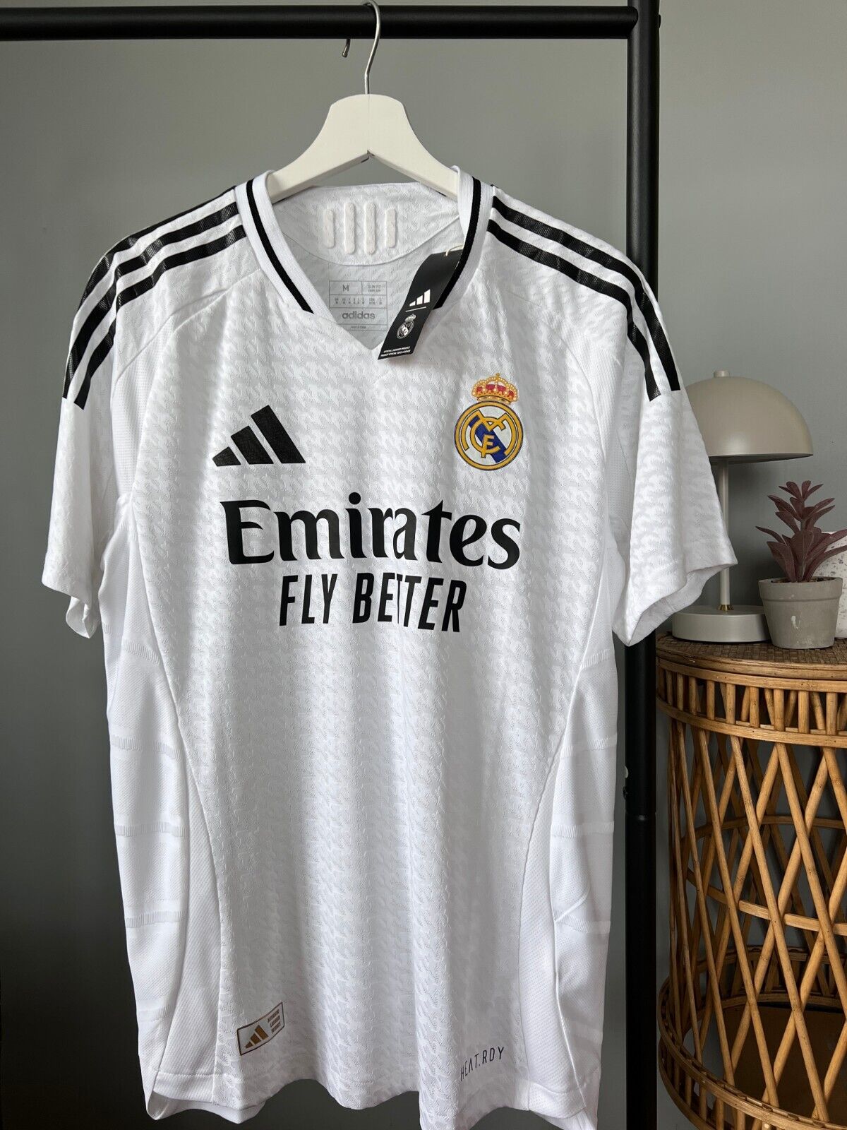 Real Madrid Jersey 24/25 Home Authentic Soccer Shirt IX8095 Adidas Mens Size M