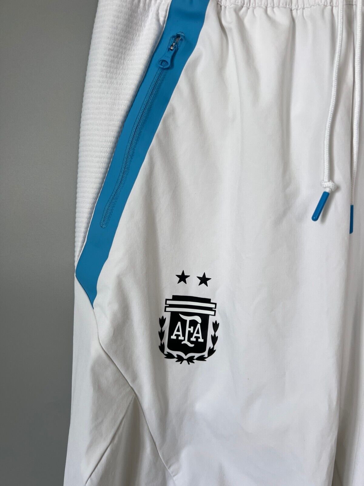 Argentina Travel Game Day Pants White Football Soccer Adidas IC4448 Mens Size M