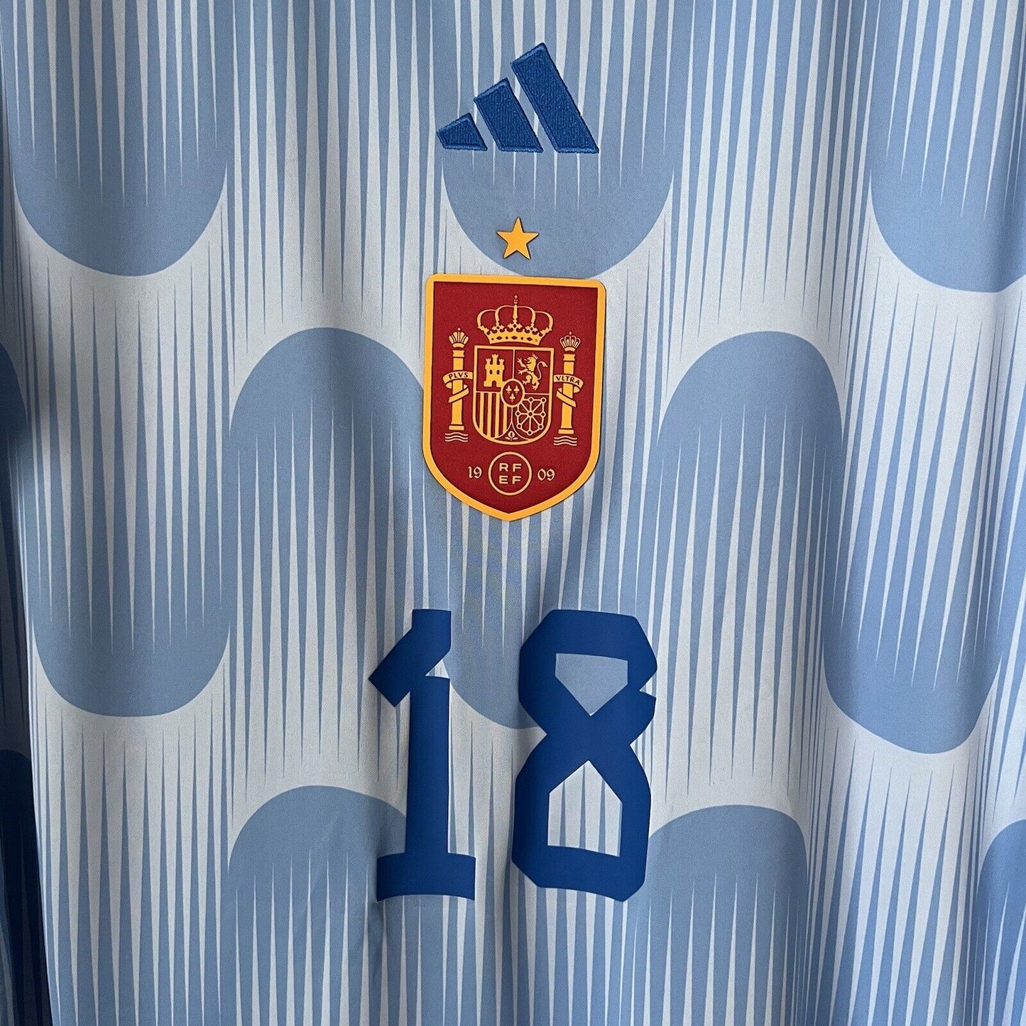 Alba Spain Jersey 2022 Home Size XL Mens Soccer Shirt World Cup HE2020 Adidas