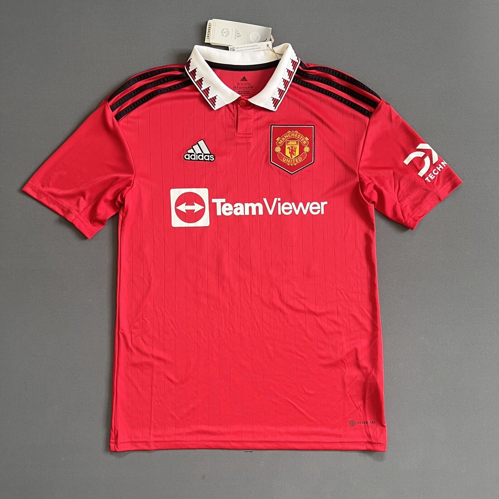 Eriksen Manchester United Jersey 22-23 Home Size XL Boys Football Shirt Adidas