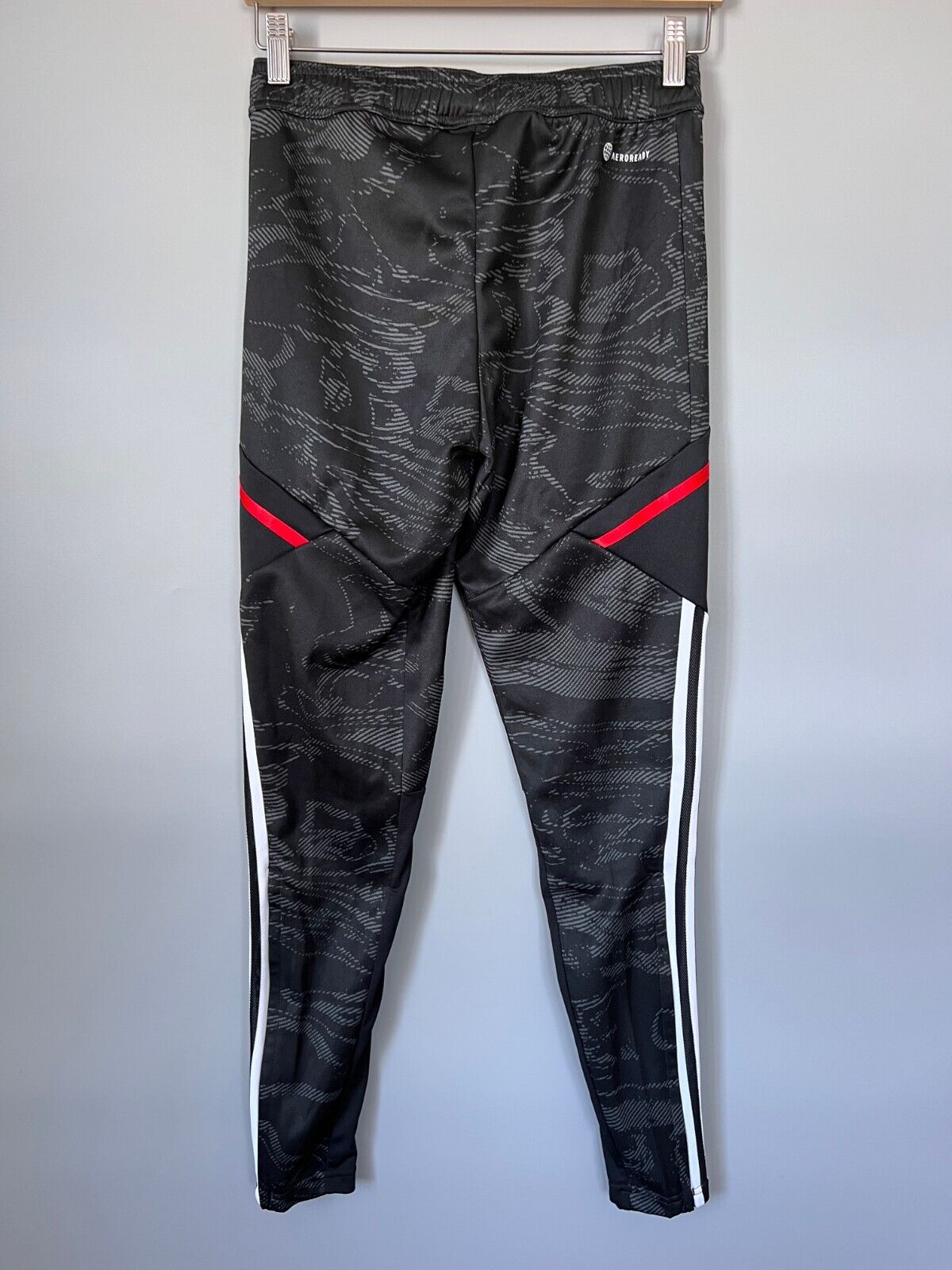Bayern Munich Training Pants Football Soccer Adidas HF1394 Mens Size XS