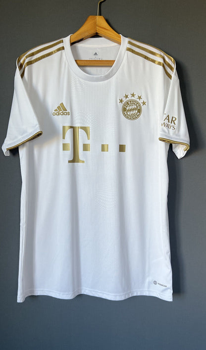 Bayern Munich Jersey 2022-2023 Away Large Mens Soccer Shirt Adidas Mane #17