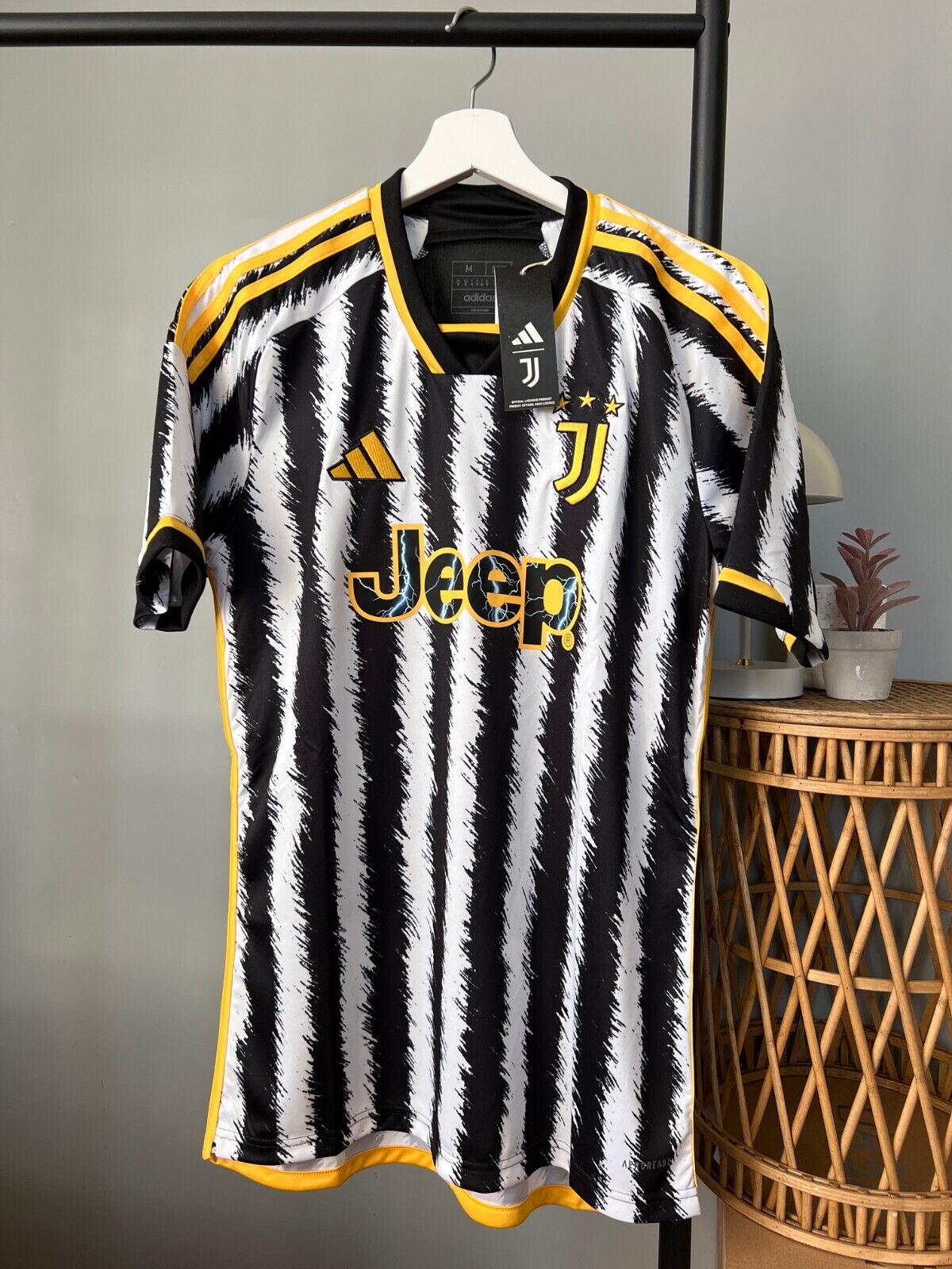 Juventus Jersey 23/24 Home Football Soccer Shirt Adidas HR8256 Mens Size M