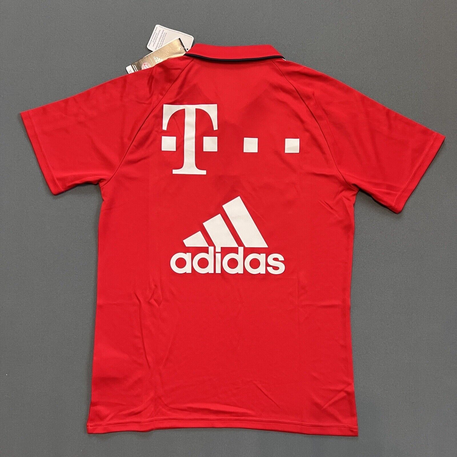 Bayern Munich Jersey 2017-2018 Mens Soccer Shirt Polo BQ2435 Adidas Size M