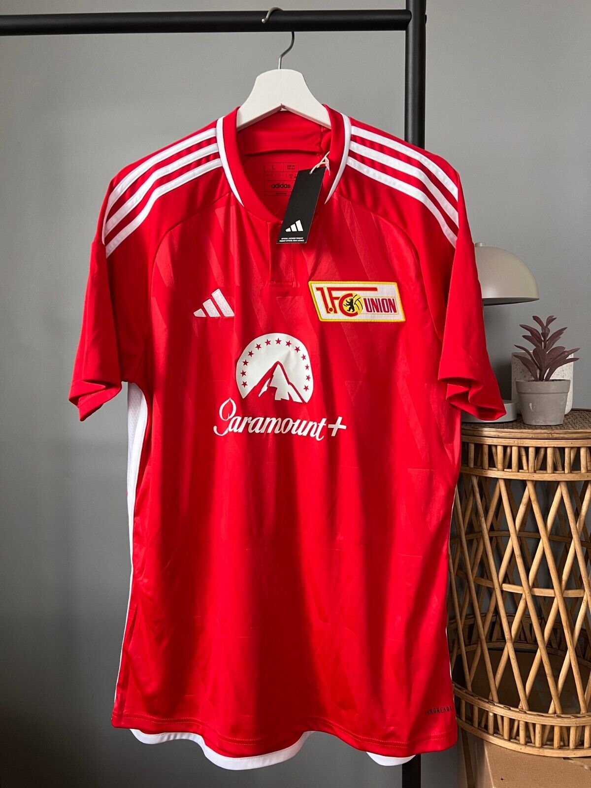 1. FC Union Berlin Jersey 23/24 Home Football Soccer Shirt Adidas Mens Size L