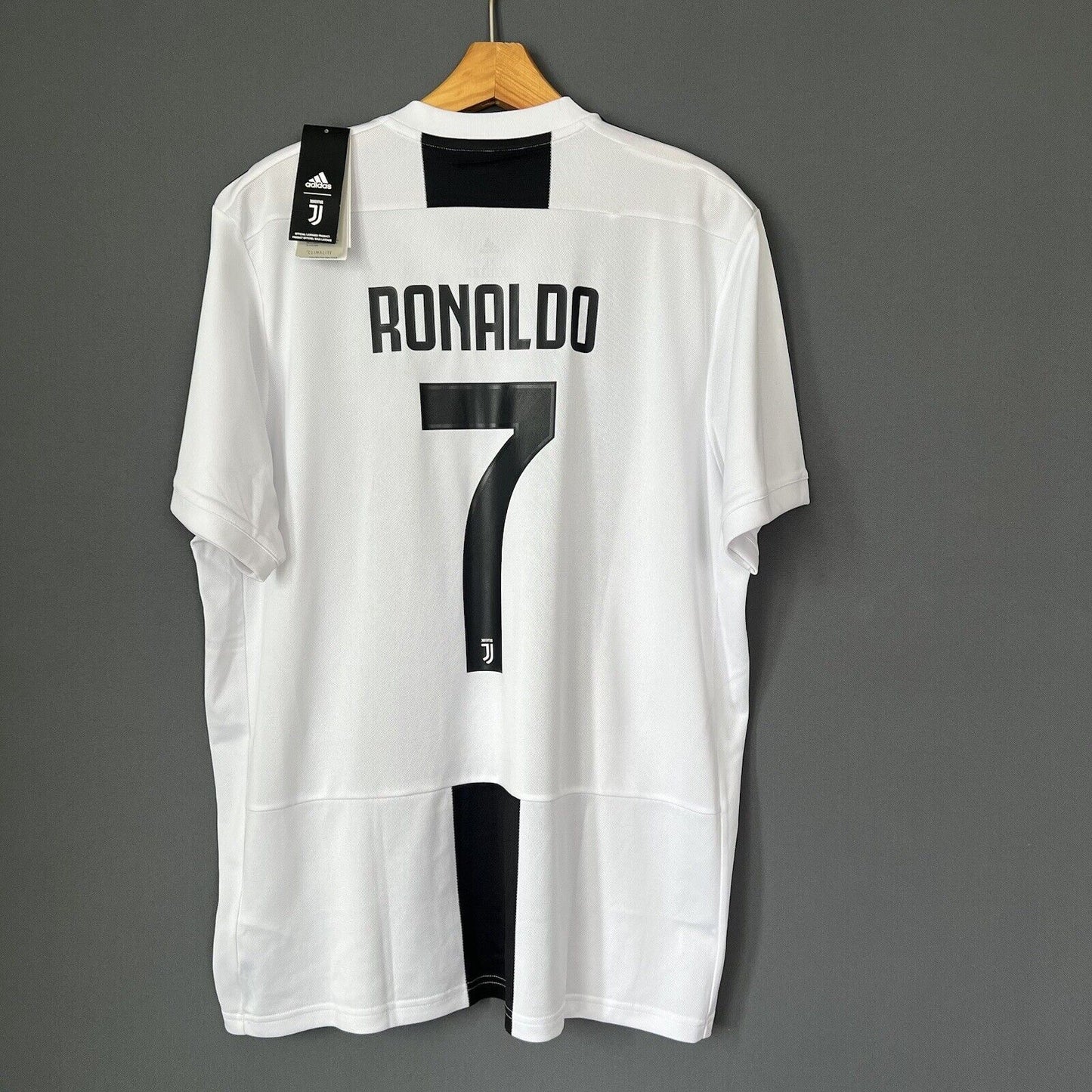 Ronaldo Juventus Jersey 2018/2019 Home Mens Football Shirt Size XL CF3489 Adidas