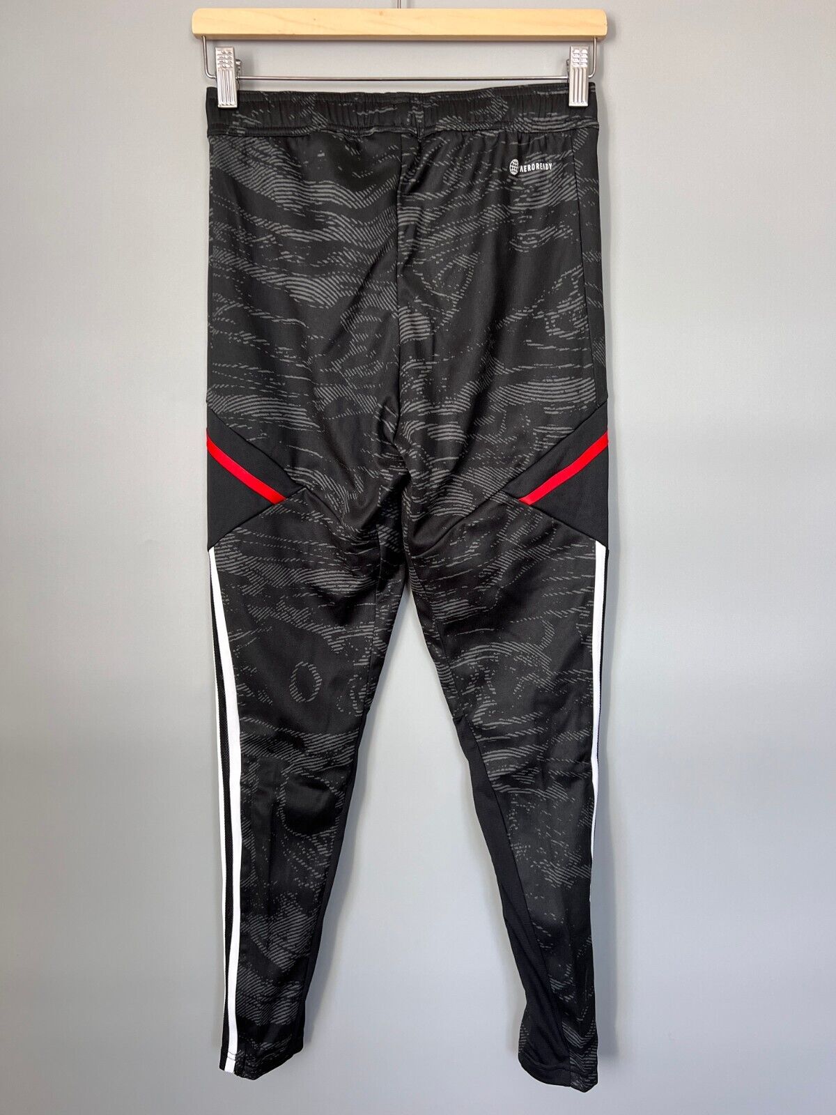 Bayern Munich Training Pants Football Soccer Adidas HF1394 Mens Size XS