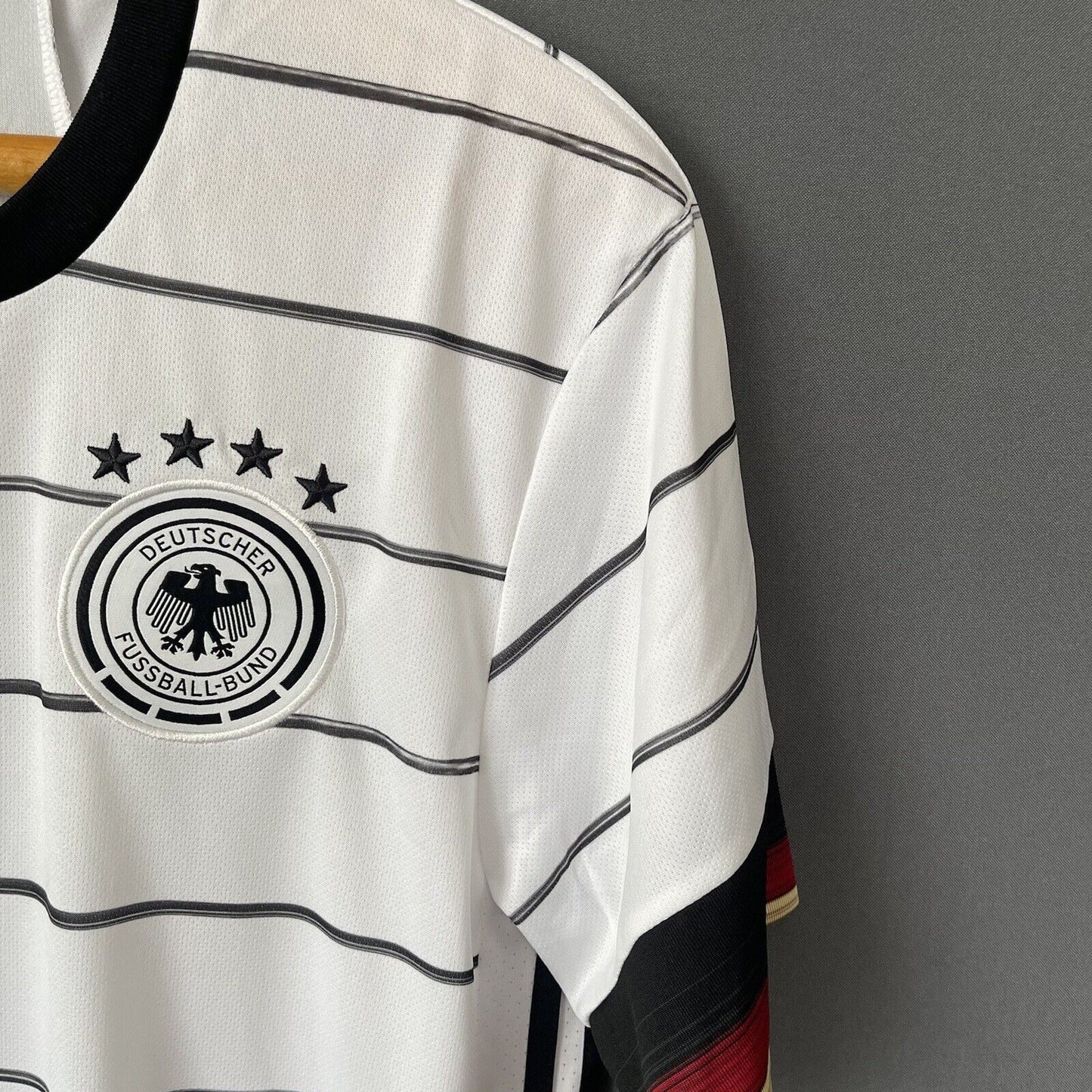 KIMMICH GERMANY JERSEY 2021 HOME SIZE M MENS FOOTBALL SOCCER SHIRT ADIDAS EH6105