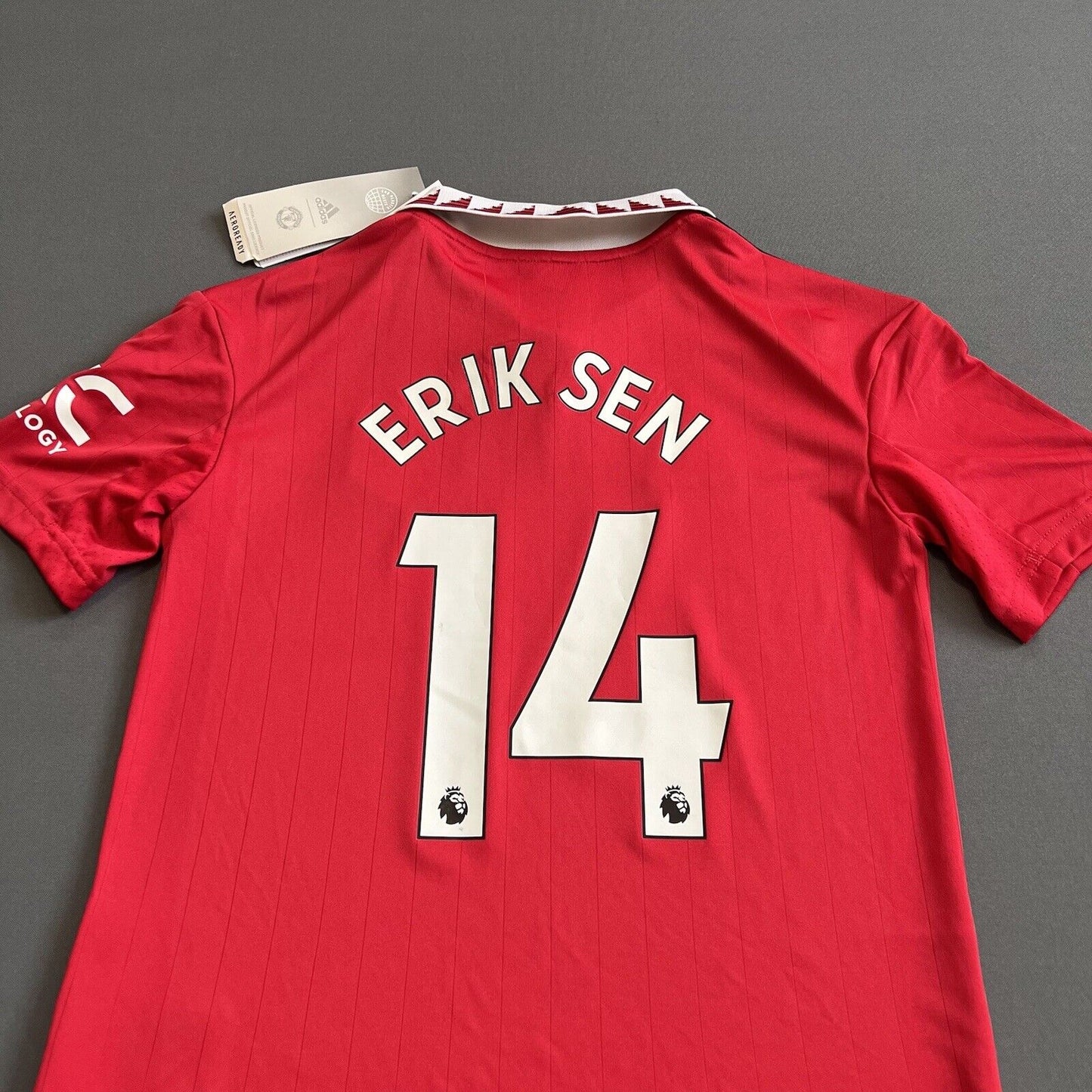 Eriksen Manchester United Jersey 22-23 Home Size S Boys Football Shirt Adidas