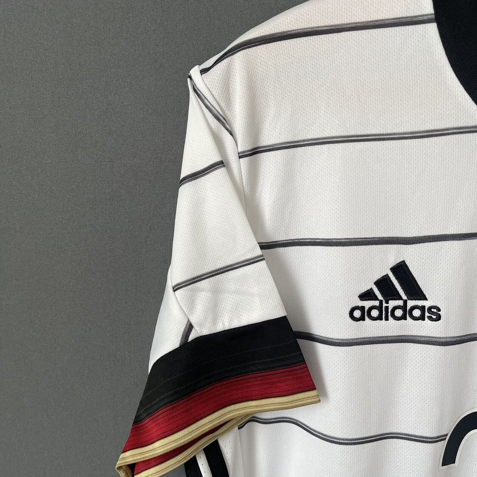 MULLER GERMANY JERSEY 2021 HOME MEDIUM MENS FOOTBALL SOCCER SHIRT ADIDAS EH6105