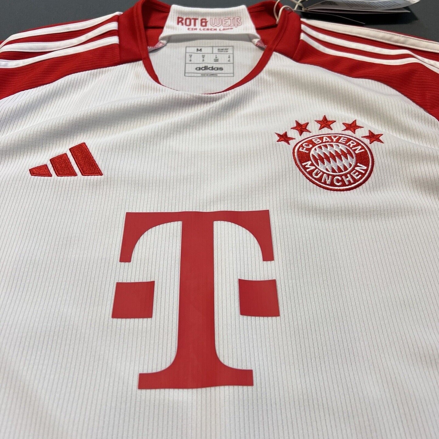 Davies Bayern Munich Jersey 23/24 Home Mens Soccer Shirt IJ7442 Adidas Size M