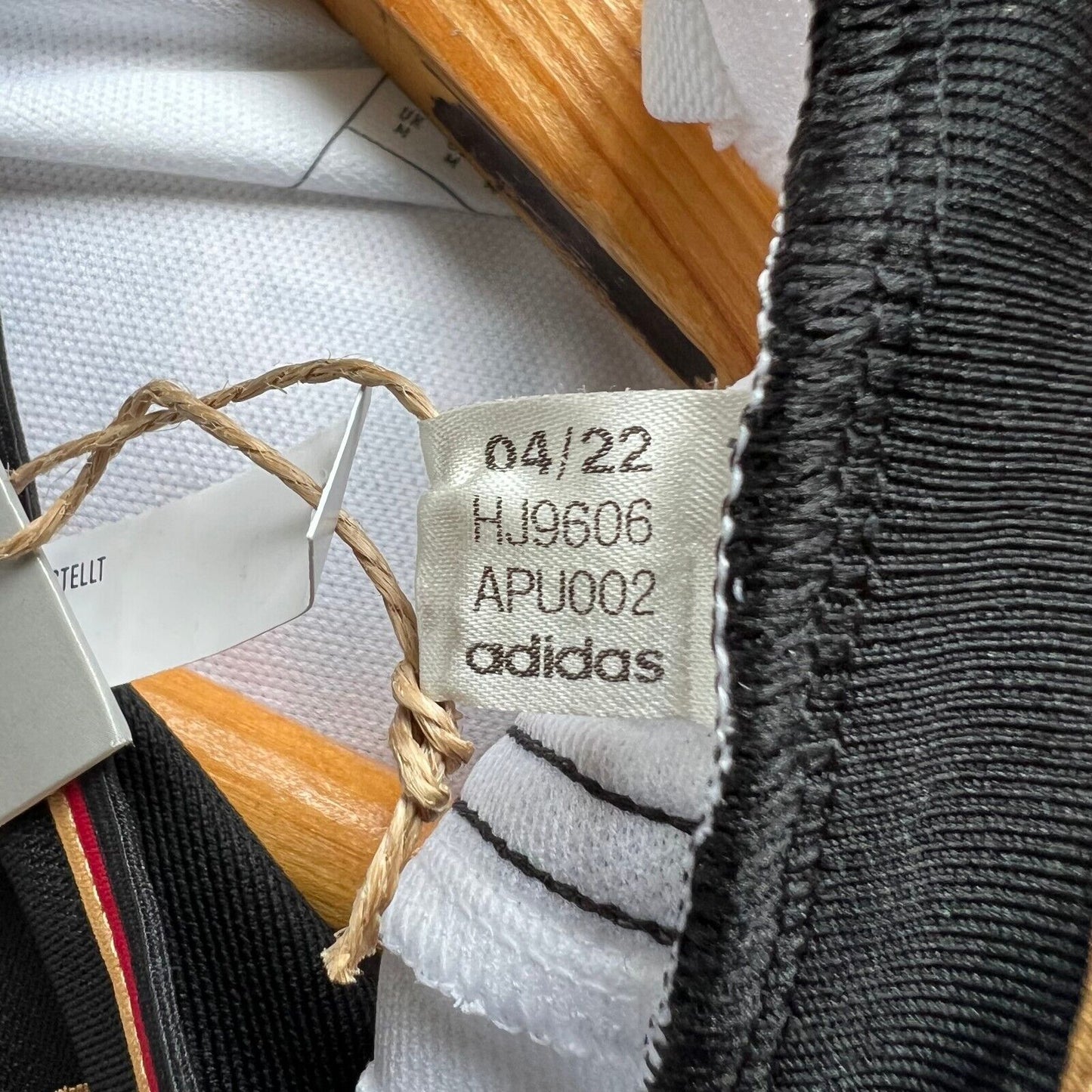 Havertz Germany Jersey 2022 Home Size M Mens Football Shirt HJ9606 Adidas
