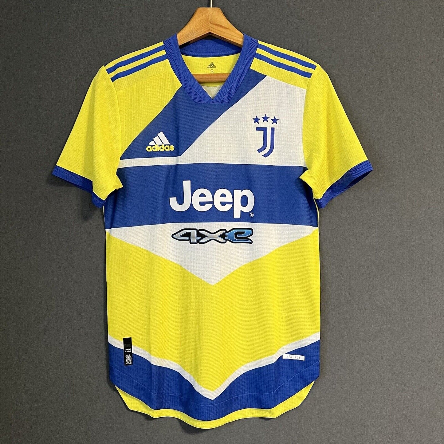 Juventus Jersey 2021-22 Third Authentic SMALL Soccer Football Adidas GM7175