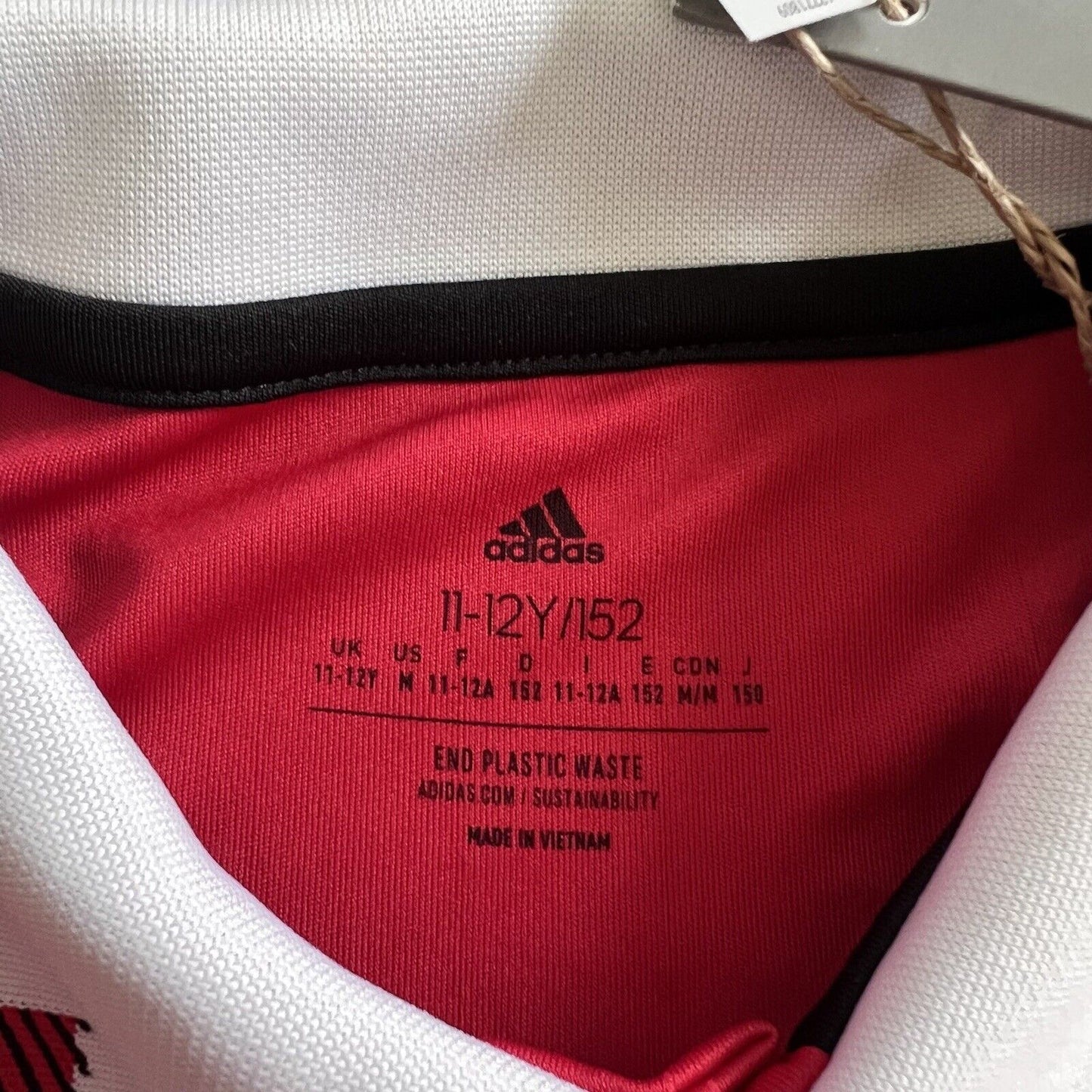 Eriksen Manchester United Jersey 22-23 Home Size M Boys Football Shirt Adidas