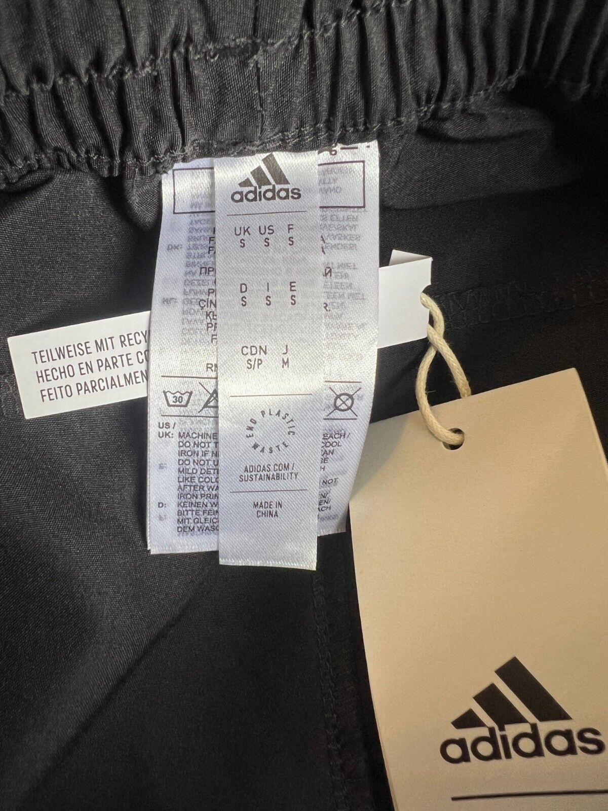 Real Madrid LFSTLR Woven Pants Black Football Soccer Adidas HY0632 Mens Size S