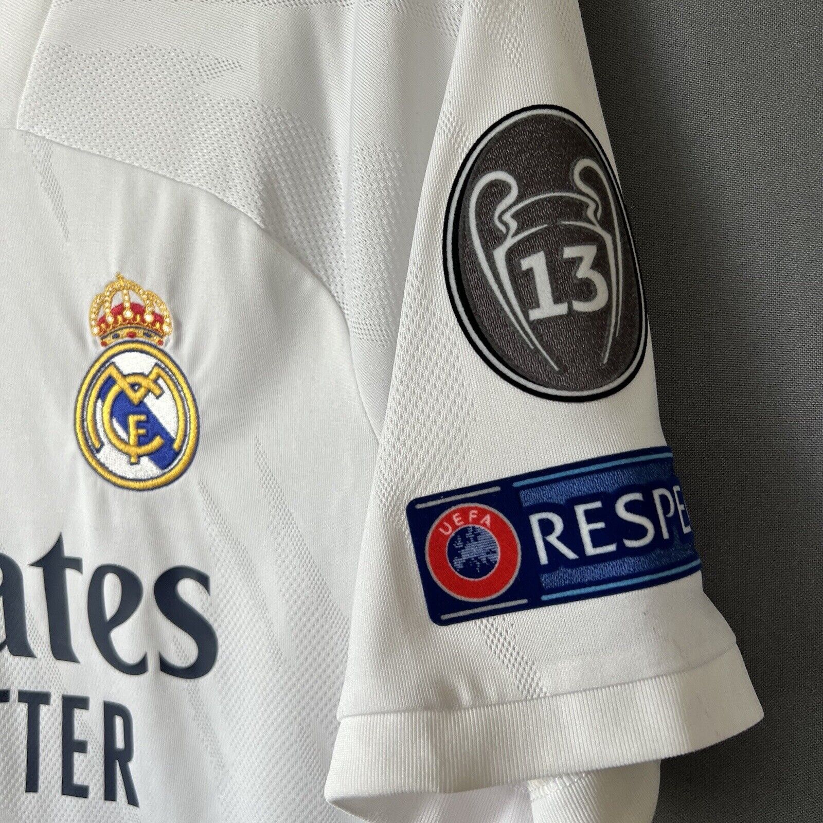 REAL MADRID JERSEY 2020/21 HOME SIZE SMALL SOCCER FOOTBALL ADIDAS FM4735