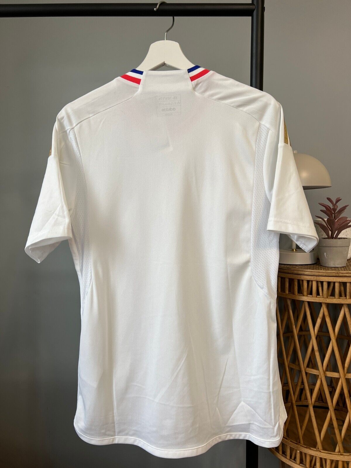 Olympique Lyonnais 23/24 Home Jersey Soccer Football Shirt Adidas Size XL Boys